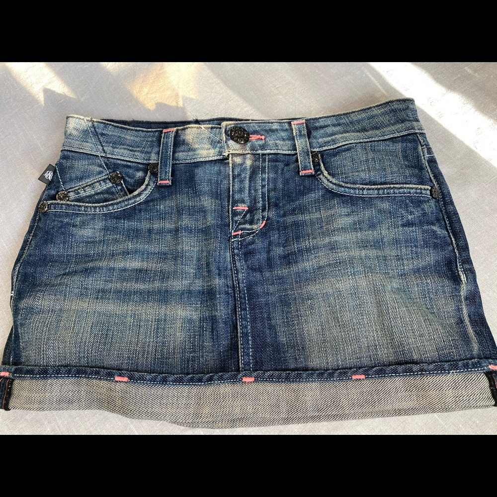 Cool mini skirt from Rock & Republic